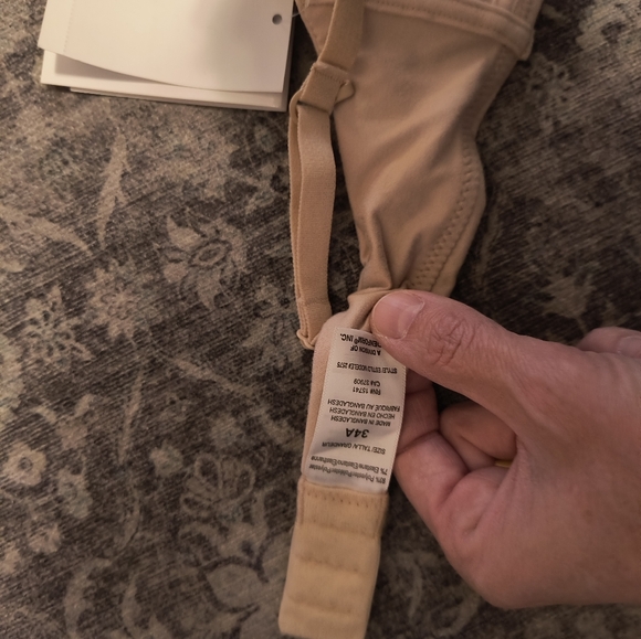 NWT Maidenform Nude Bra Size 34A - Picture 3 of 3